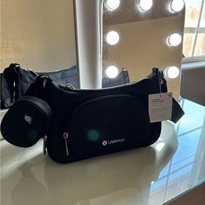 Lululemon Crossbody bag with nano pouch 2L